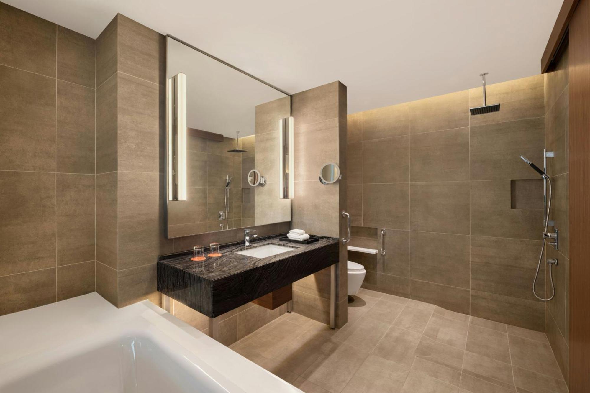 Le Meridien 5* Putrajaya