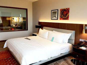 Le Meridien Hotel 5*